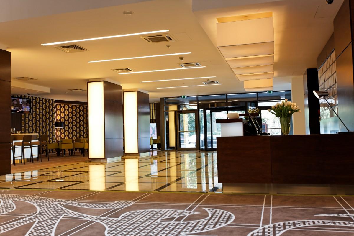 Capital Plaza Hotel Bucharest Exterior photo
