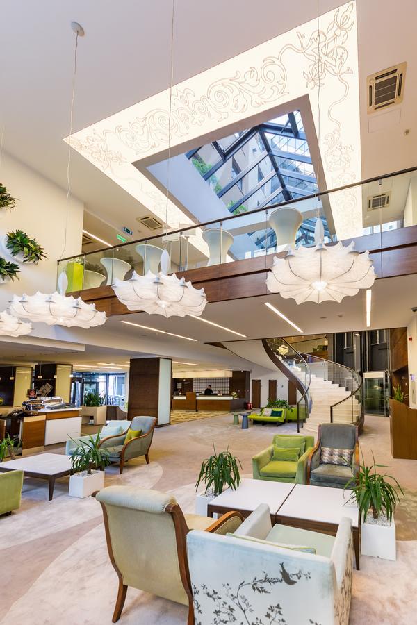 Capital Plaza Hotel Bucharest Exterior photo